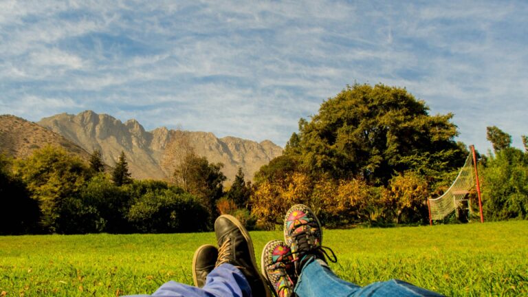7 Signs You Desperately Need a Break (and How to Take One This Weekend) 